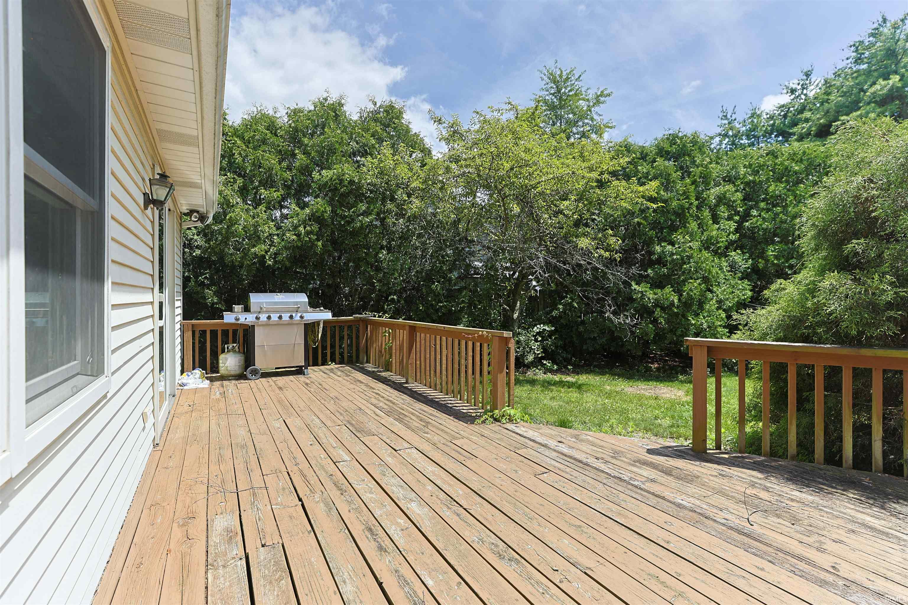 1712 Woodland Drive Elkhart IN 46514