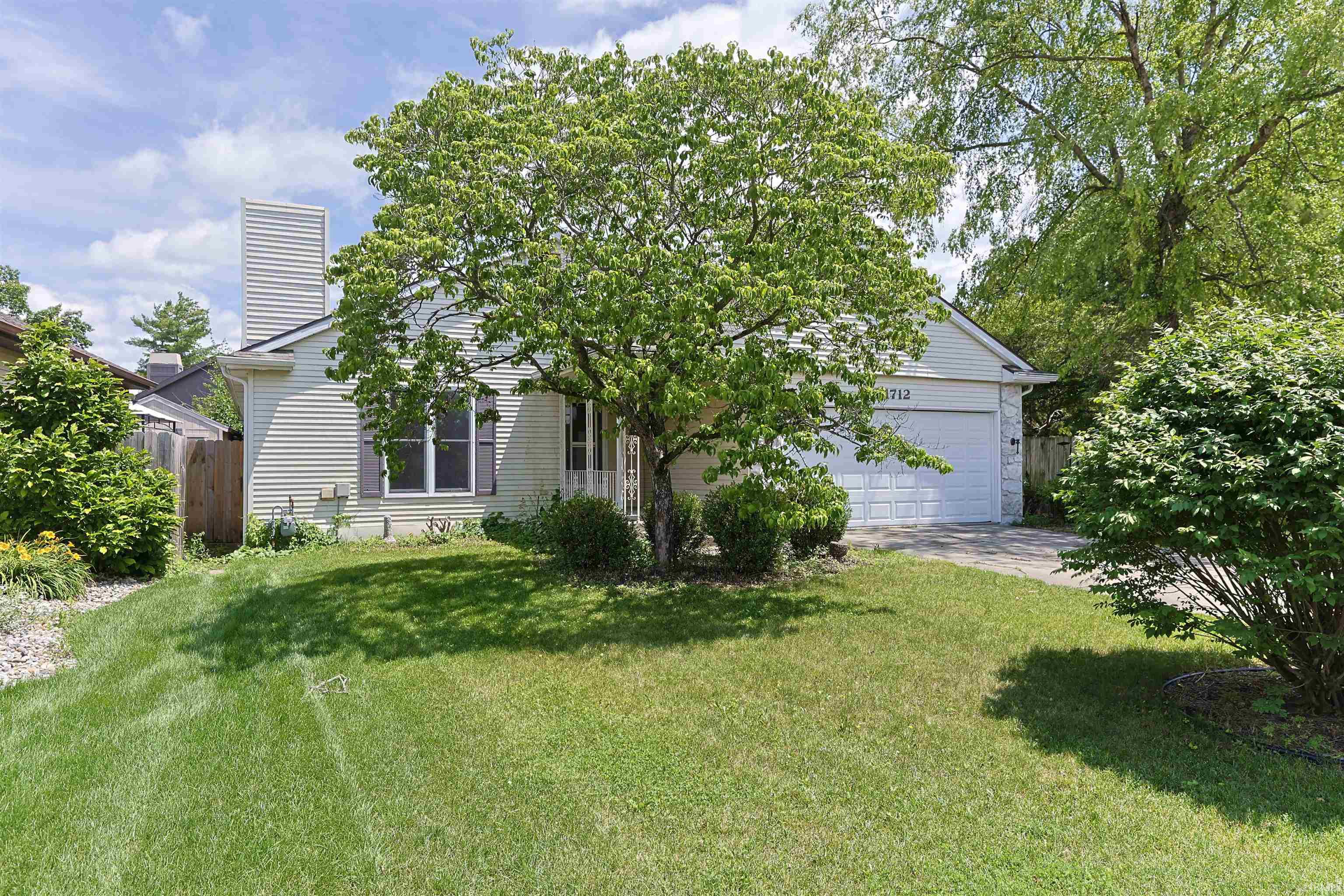 1712 Woodland Drive Elkhart IN 46514
