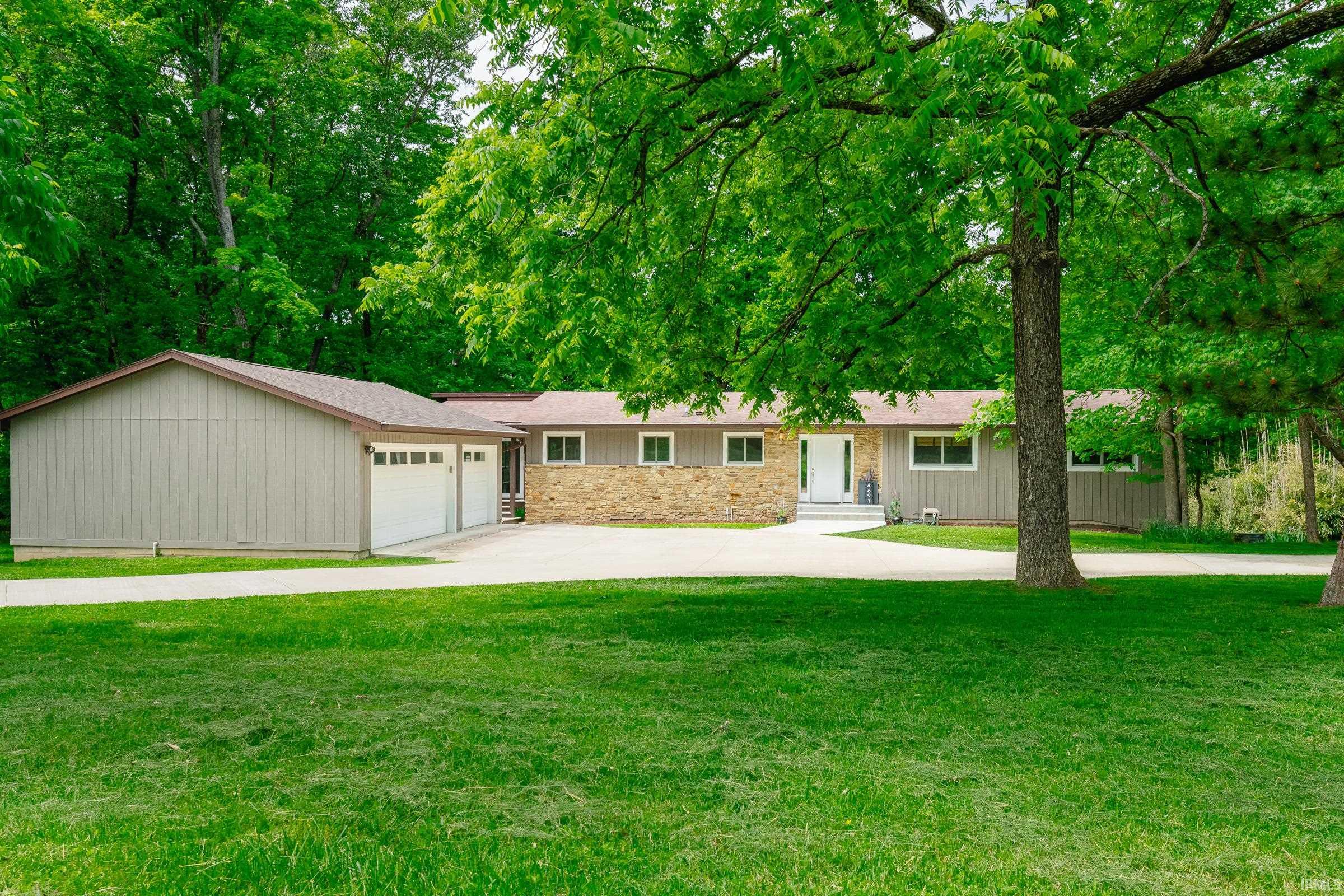 4691 E Inverness Woods Road Bloomington IN 47401