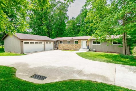 4691 E Inverness Woods Road Bloomington IN 47401
