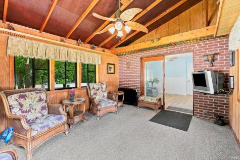 9504 Manor Woods Road Fort Wayne IN 46804