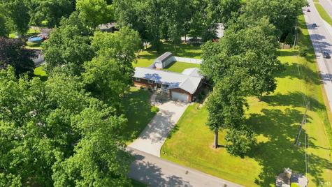 9504 Manor Woods Road Fort Wayne IN 46804