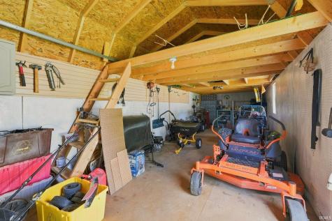 9504 Manor Woods Road Fort Wayne IN 46804