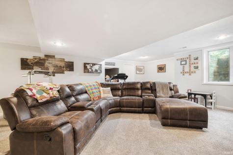 53702 Songbird Way Bristol IN 46507