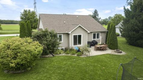 53702 Songbird Way Bristol IN 46507