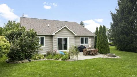 53702 Songbird Way Bristol IN 46507