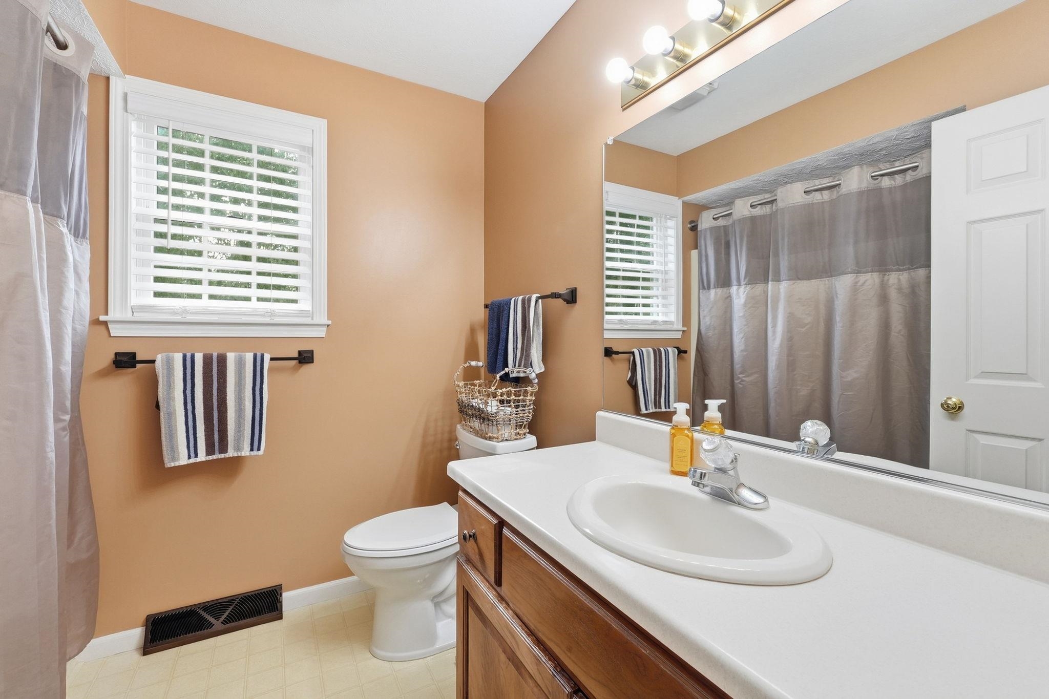 1902 Kentfield Way Goshen IN 46526