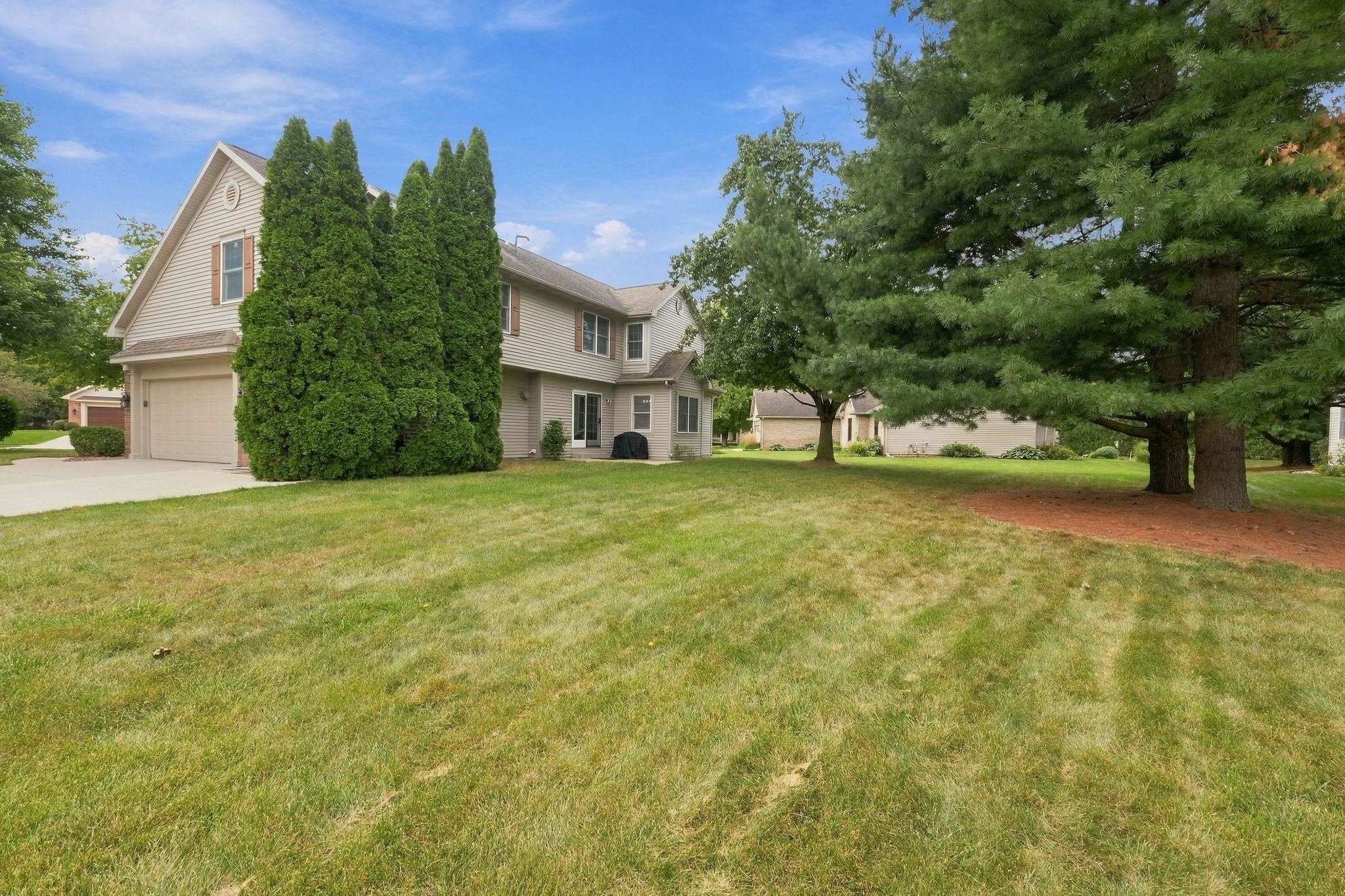 1902 Kentfield Way Goshen IN 46526