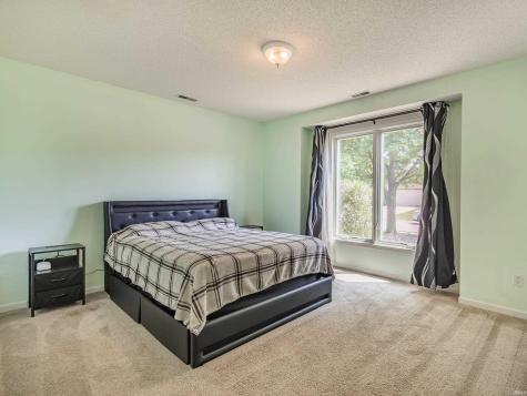 8630 Spring Forest Drive Fort Wayne IN 46804