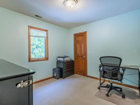 8630 Spring Forest Drive Fort Wayne IN 46804