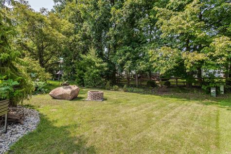 8630 Spring Forest Drive Fort Wayne IN 46804