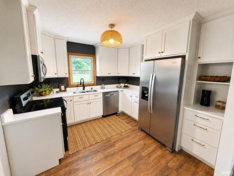 879 Troy Road Washington IN 47501