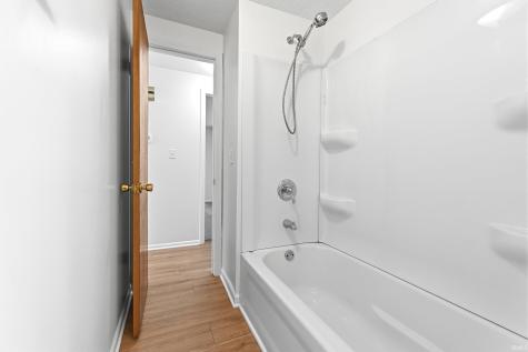 8239 Oklahoma Trail Fort Wayne IN 46815