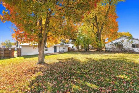 8239 Oklahoma Trail Fort Wayne IN 46815