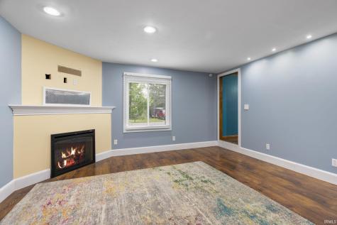 1114 Maxwell Avenue Monticello IN 47960