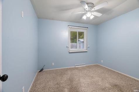 1114 Maxwell Avenue Monticello IN 47960
