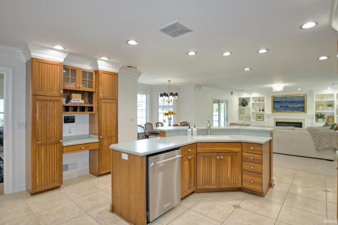 2300 E Mulberry Street Evansville IN 47714