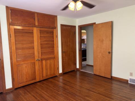 6823 New Harmony Road Evansville IN 47720