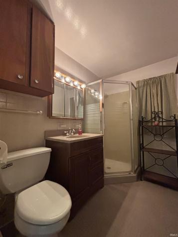 6823 New Harmony Road Evansville IN 47720