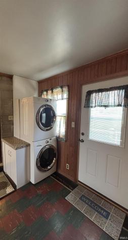 6823 New Harmony Road Evansville IN 47720