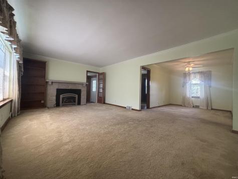6823 New Harmony Road Evansville IN 47720