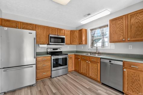404 Hertiage Drive Delphi IN 46923