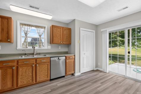 404 Hertiage Drive Delphi IN 46923