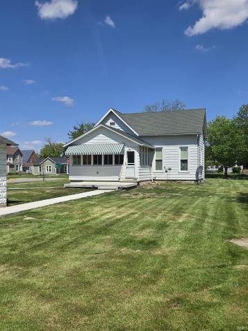 401 E 3rd Street Brookston IN 47923