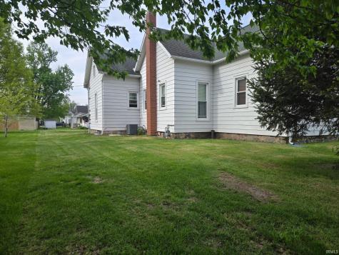 401 E 3rd Street Brookston IN 47923