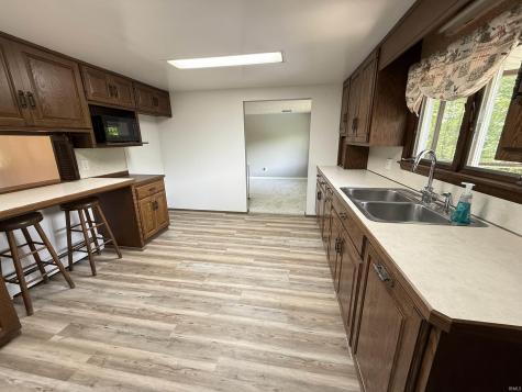 336 N Beach Drive Monticello IN 47960