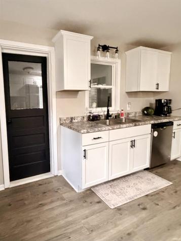 2425 Lynn Avenue Fort Wayne IN 46805