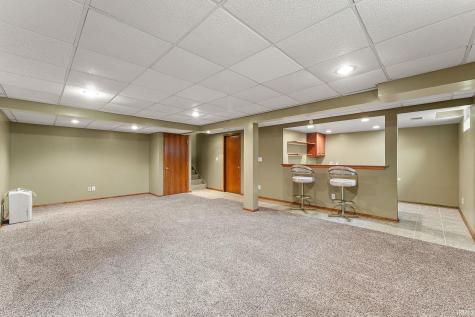 65 Beiriger Drive Dyer IN 46311