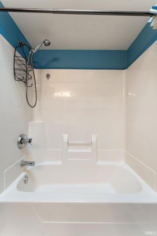 65 Beiriger Drive Dyer IN 46311