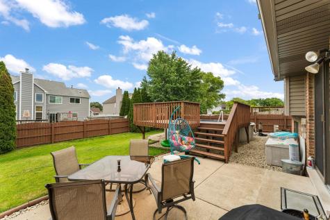 65 Beiriger Drive Dyer IN 46311