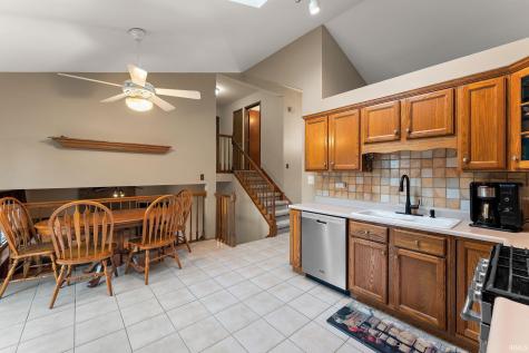 65 Beiriger Drive Dyer IN 46311