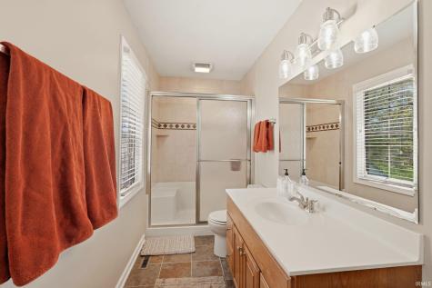 5713 Kinlock Place Fort Wayne IN 46835