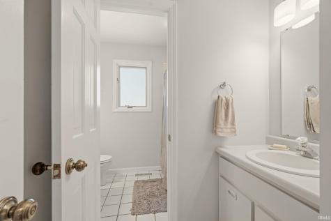 5713 Kinlock Place Fort Wayne IN 46835
