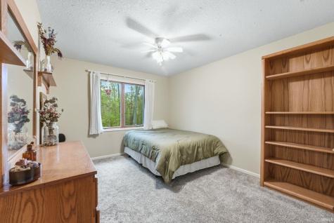 2902 Briardale Drive Fort Wayne IN 46825