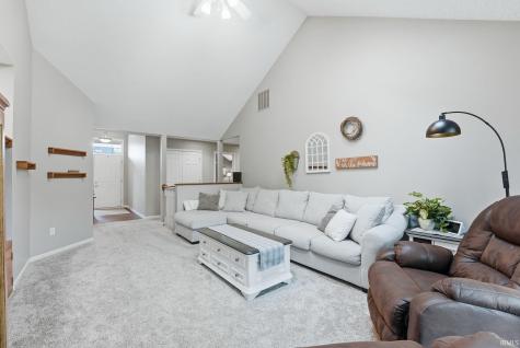 2902 Briardale Drive Fort Wayne IN 46825
