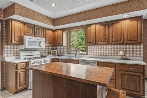 5615 Albany Court Fort Wayne IN 46835
