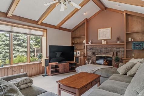 5615 Albany Court Fort Wayne IN 46835