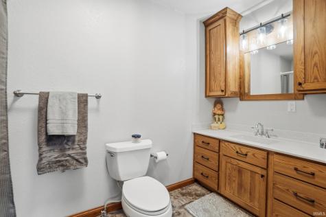 6005 S 030 W Wolcottville IN 46795