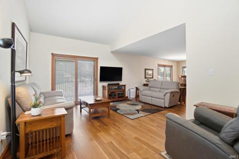 6005 S 030 W Wolcottville IN 46795
