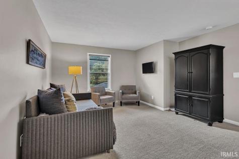 5352 W Hoge Drive Bloomington IN 47403