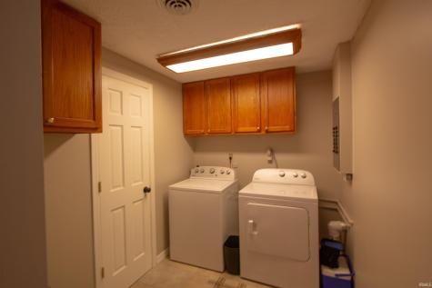 926 S Brady Street Attica IN 47918