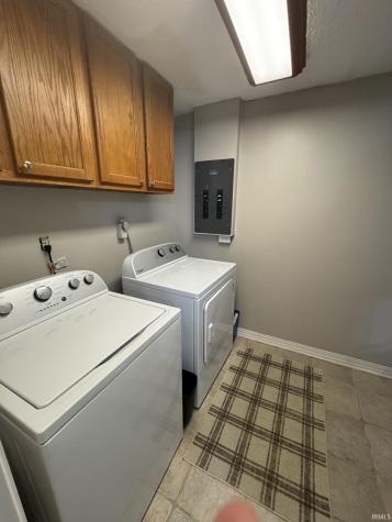 926 S Brady Street Attica IN 47918