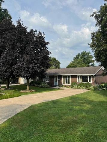 926 S Brady Street Attica IN 47918