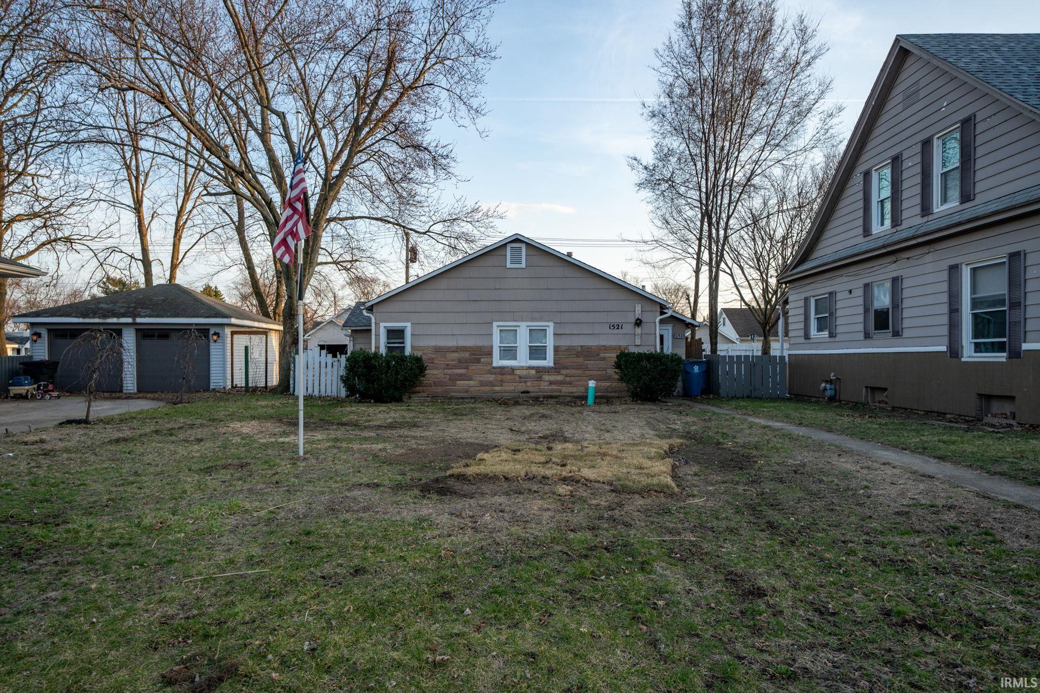 1521 E Lincolnway Mishawaka IN 46544