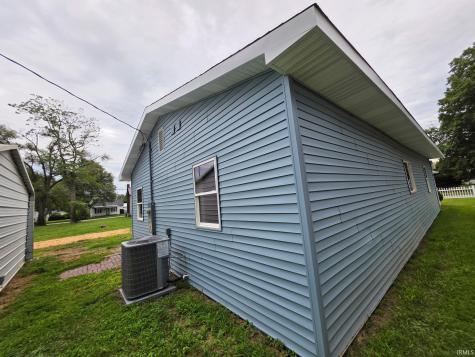 916 N 13th Street Vincennes IN 47591