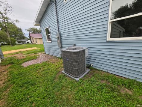 916 N 13th Street Vincennes IN 47591